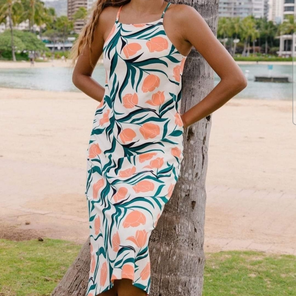 Fighting Eel Dress Lisa in Peach Roses